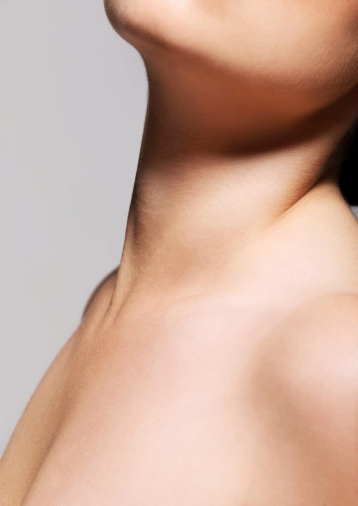Médecine esthétique du cou et décolleté