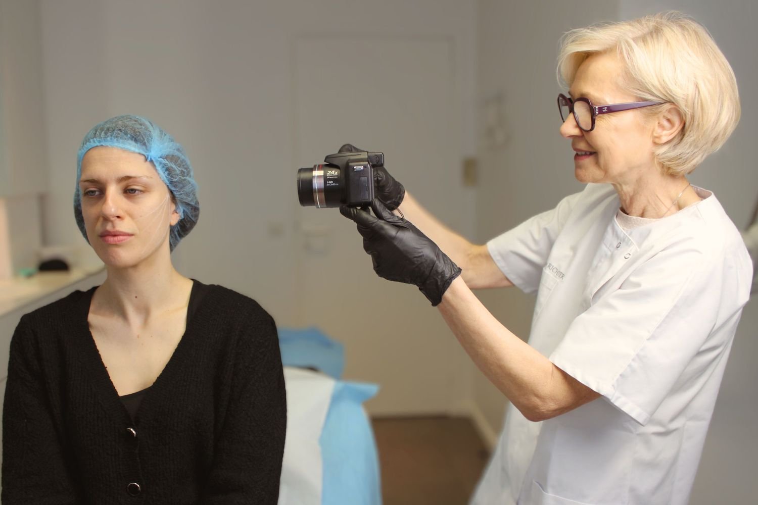 Fils tenseurs pour la peau du visage